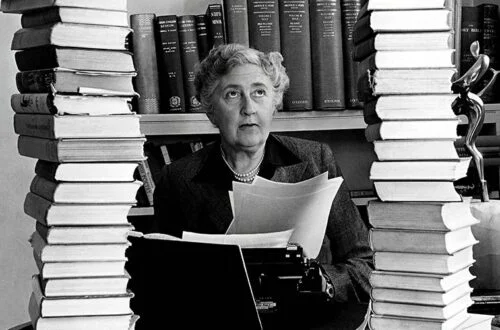 agatha_christie_ve_polisiye_roman_ofix_blog